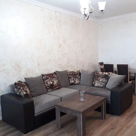 Appartement Mariamis Hous à Batoumi Extérieur photo