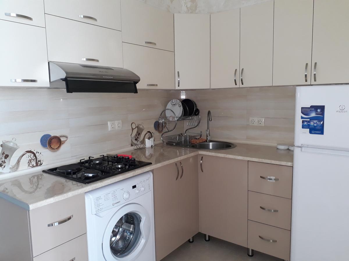 Appartement Mariamis Hous à Batoumi Extérieur photo