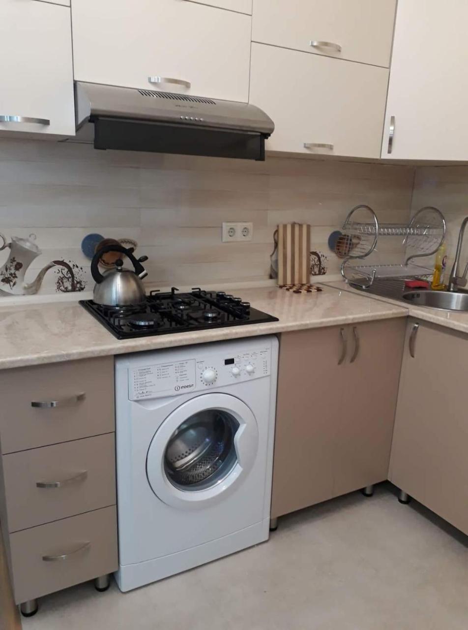 Appartement Mariamis Hous à Batoumi Extérieur photo